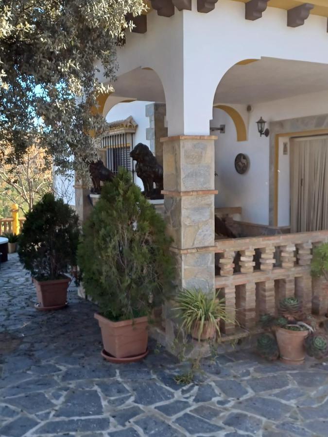 Villa Martinez Alquiler Rural Isabel Alcalá del Valle Extérieur photo