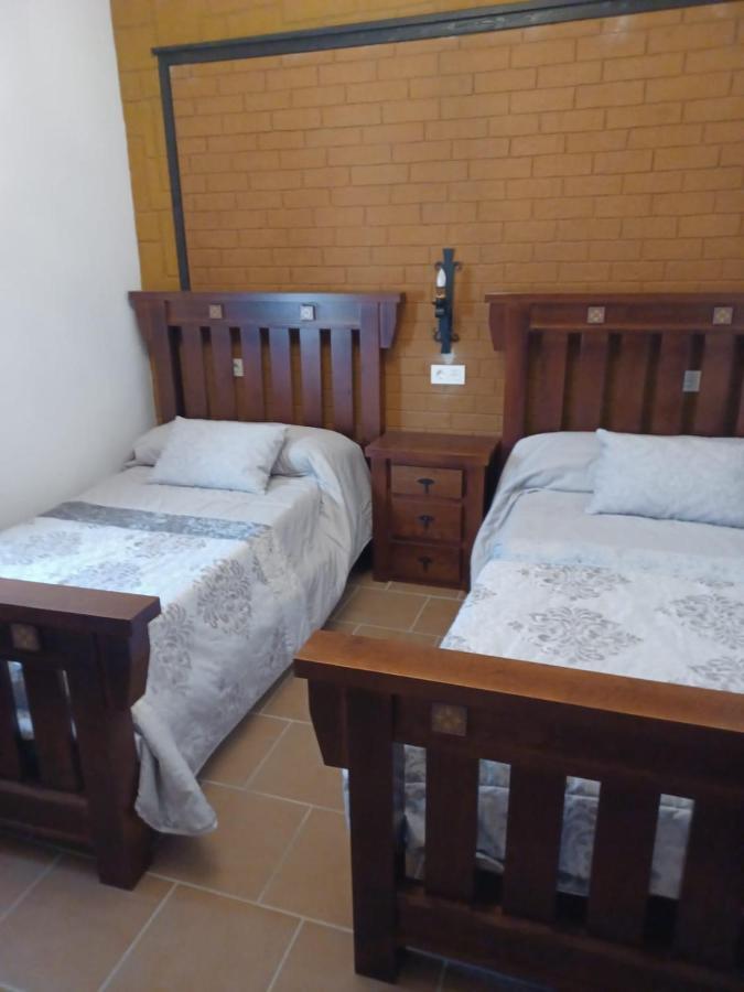 Villa Martinez Alquiler Rural Isabel Alcalá del Valle Extérieur photo