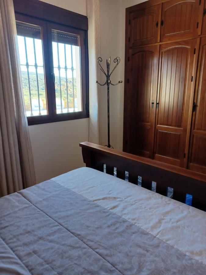 Villa Martinez Alquiler Rural Isabel Alcalá del Valle Extérieur photo